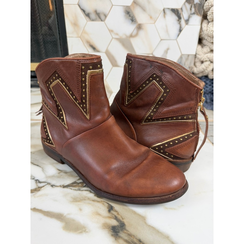 UGG Lars Sunburst Ankle Boots Womens 8 Brown Studded Leather Western Moto
